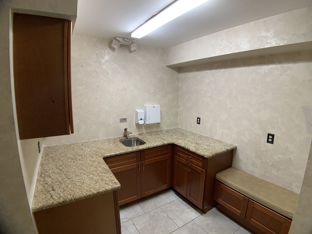 Hyde Park Medical Building & Land: 502 S Magnolia Ave, Tampa, FL 33606